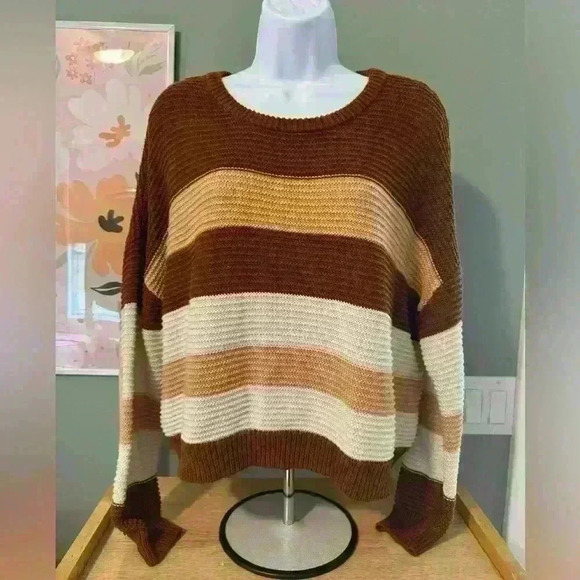 Pink Lily Sweaters - Pink Lily brown striped sweater. Boxy size m